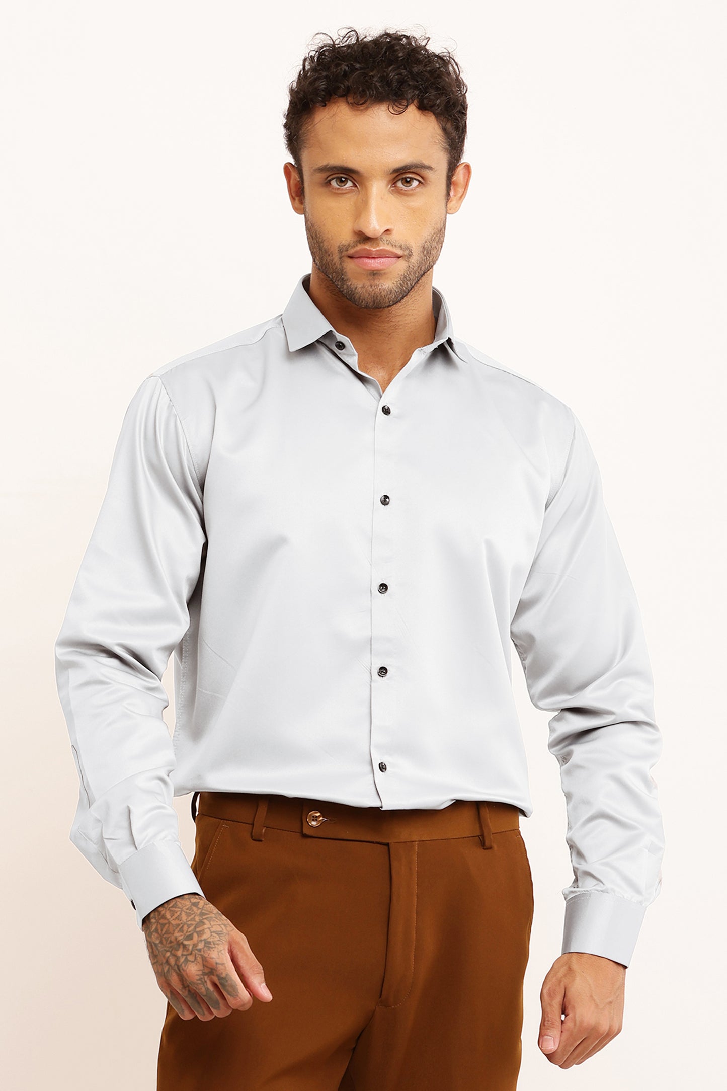 Chaliefits slimfit Satin Shirt