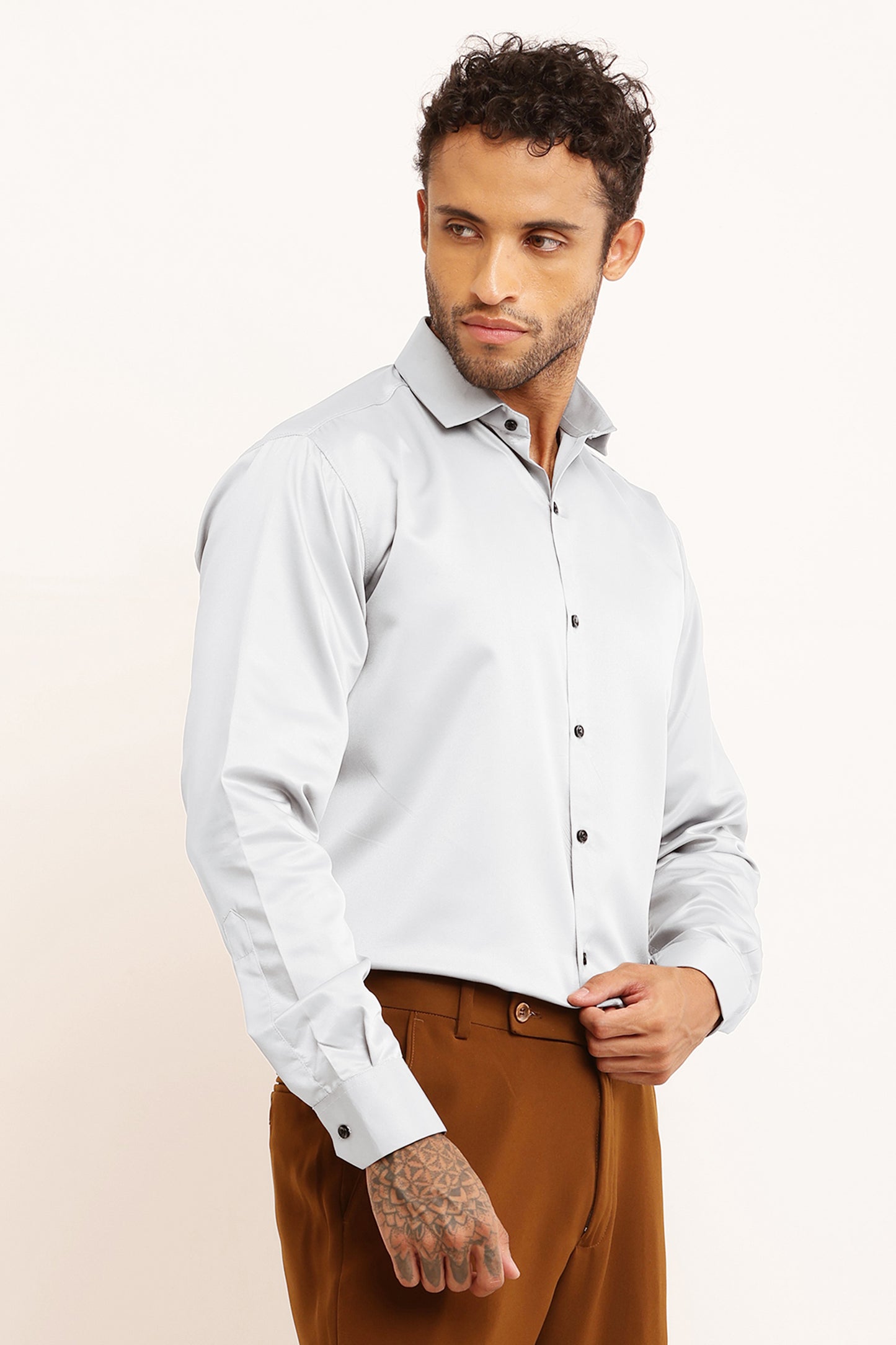 Chaliefits slimfit Satin Shirt